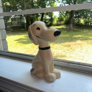 Vintage 1958 Snoopy - United Feature Syndicate original peanuts squeeze toy rare